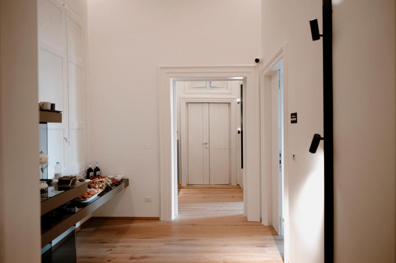 Palazzo Garibaldi - Boutique Suites Barletta Exteriör bild