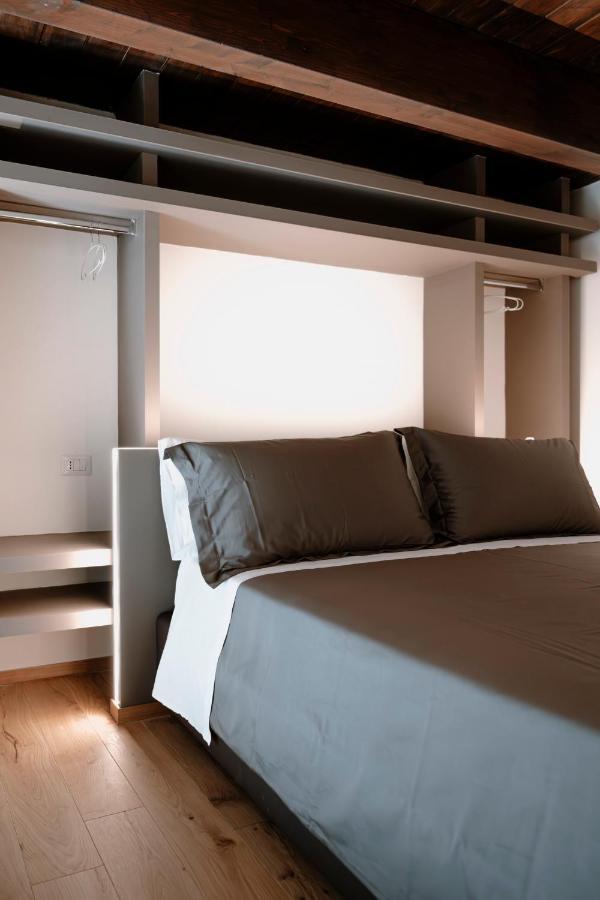 Palazzo Garibaldi - Boutique Suites Barletta Exteriör bild
