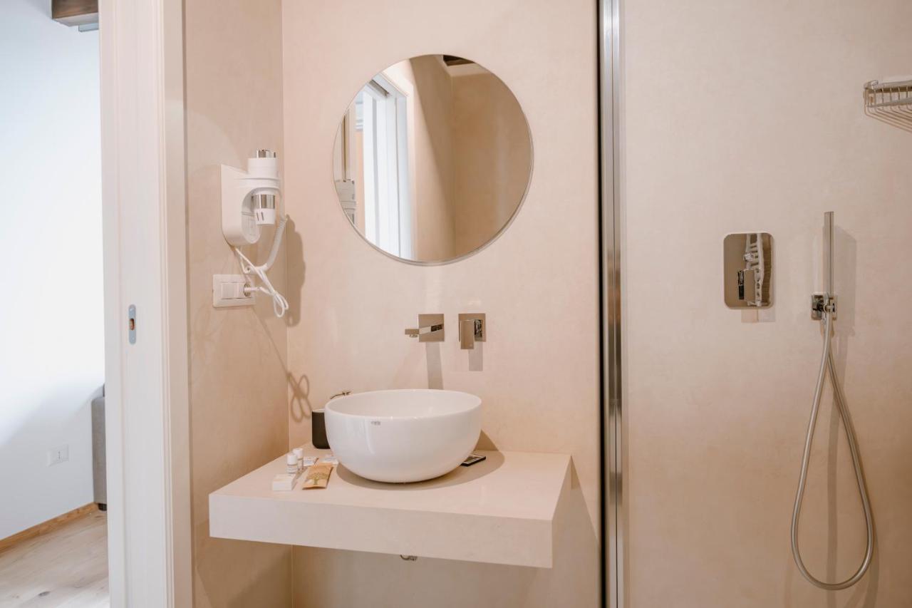 Palazzo Garibaldi - Boutique Suites Barletta Exteriör bild